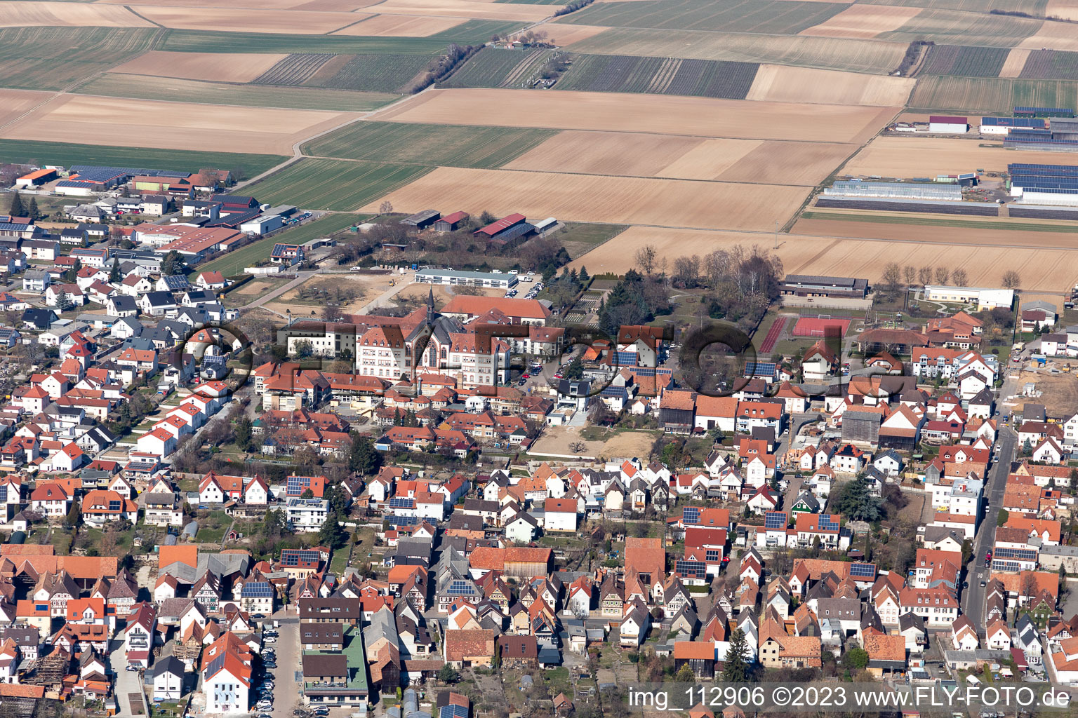 Image drone de Quartier Herxheim in Herxheim bei Landau dans le département Rhénanie-Palatinat, Allemagne