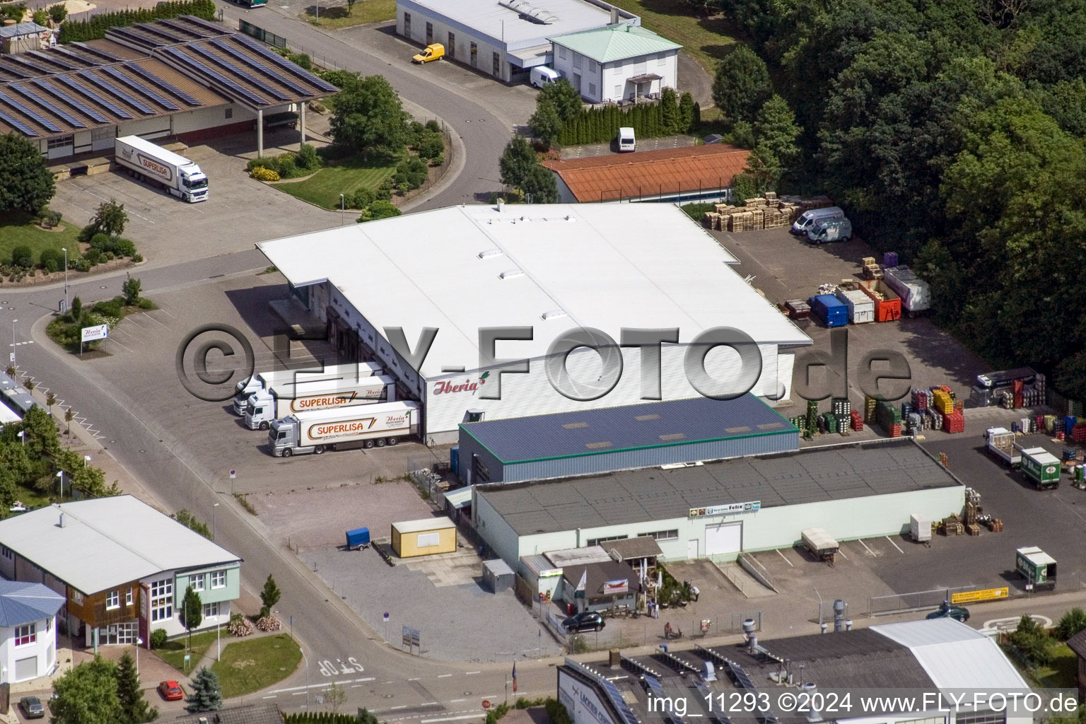 Quartier Herxheim in Herxheim bei Landau dans le département Rhénanie-Palatinat, Allemagne du point de vue du drone