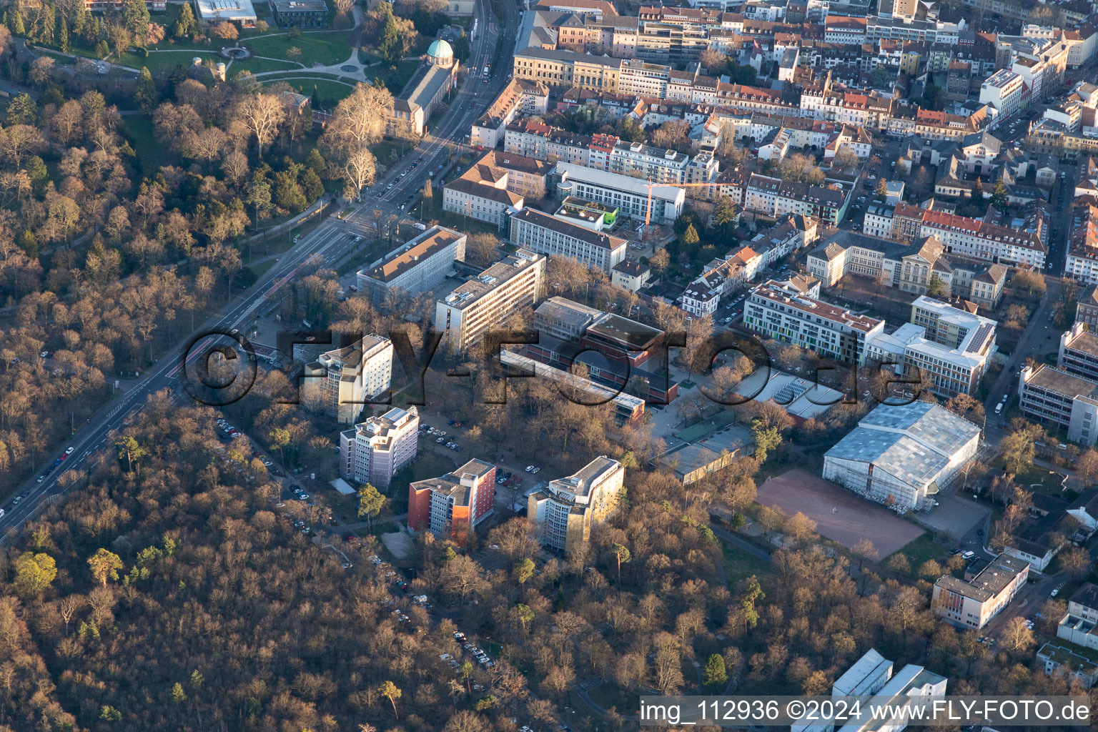 Vue aérienne de Domus 7, Maison Reinhold Schneider, Collège Hermann Ehlers à le quartier Innenstadt-West in Karlsruhe dans le département Bade-Wurtemberg, Allemagne