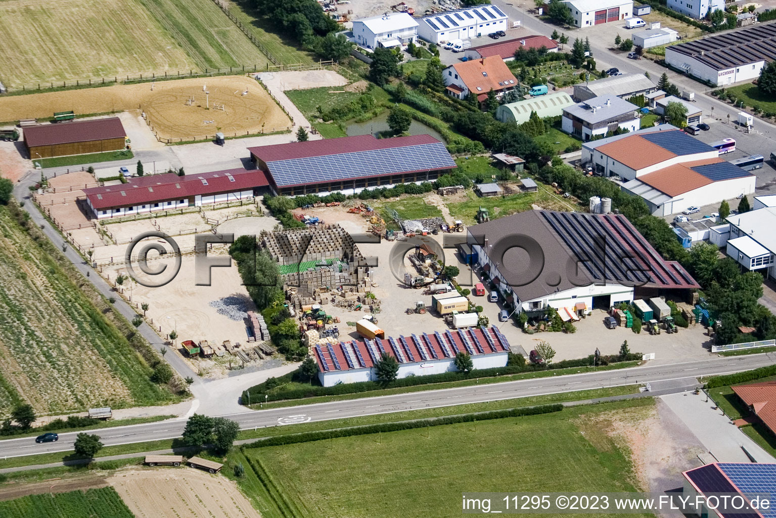 Photographie aérienne de Zone industrielle O, Drei Eichen Hof à le quartier Herxheim in Herxheim bei Landau dans le département Rhénanie-Palatinat, Allemagne