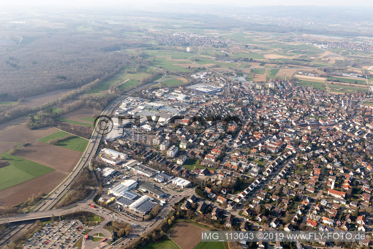 Vue aérienne de Gundelfingen dans le département Bade-Wurtemberg, Allemagne