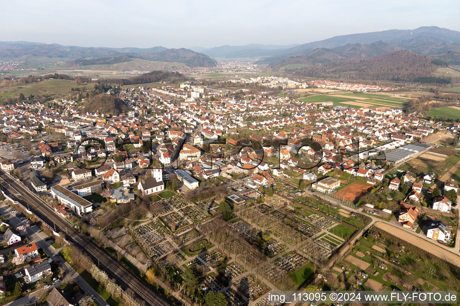 Denzlingen dans le département Bade-Wurtemberg, Allemagne hors des airs