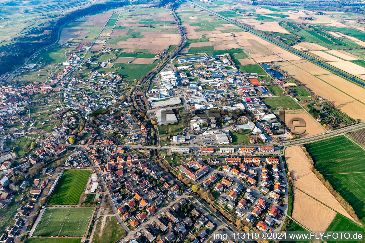 Vue aérienne de Bahlingen am Kaiserstuhl dans le département Bade-Wurtemberg, Allemagne