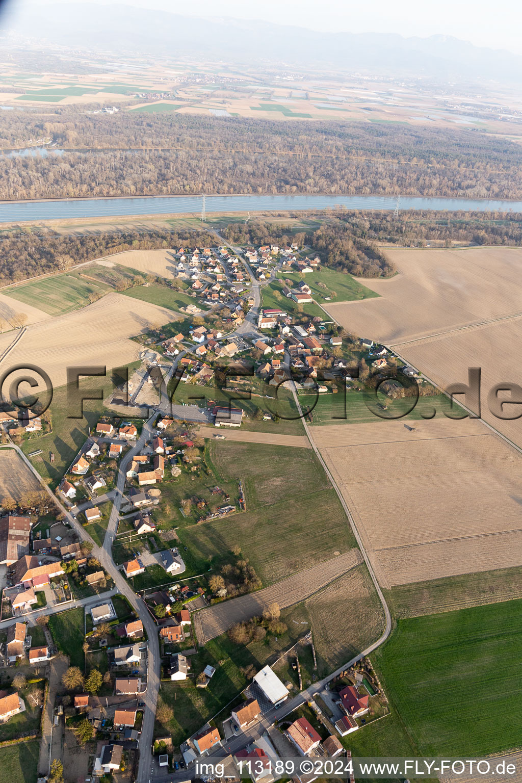 Vue aérienne de Geiswasser dans le département Haut-Rhin, France