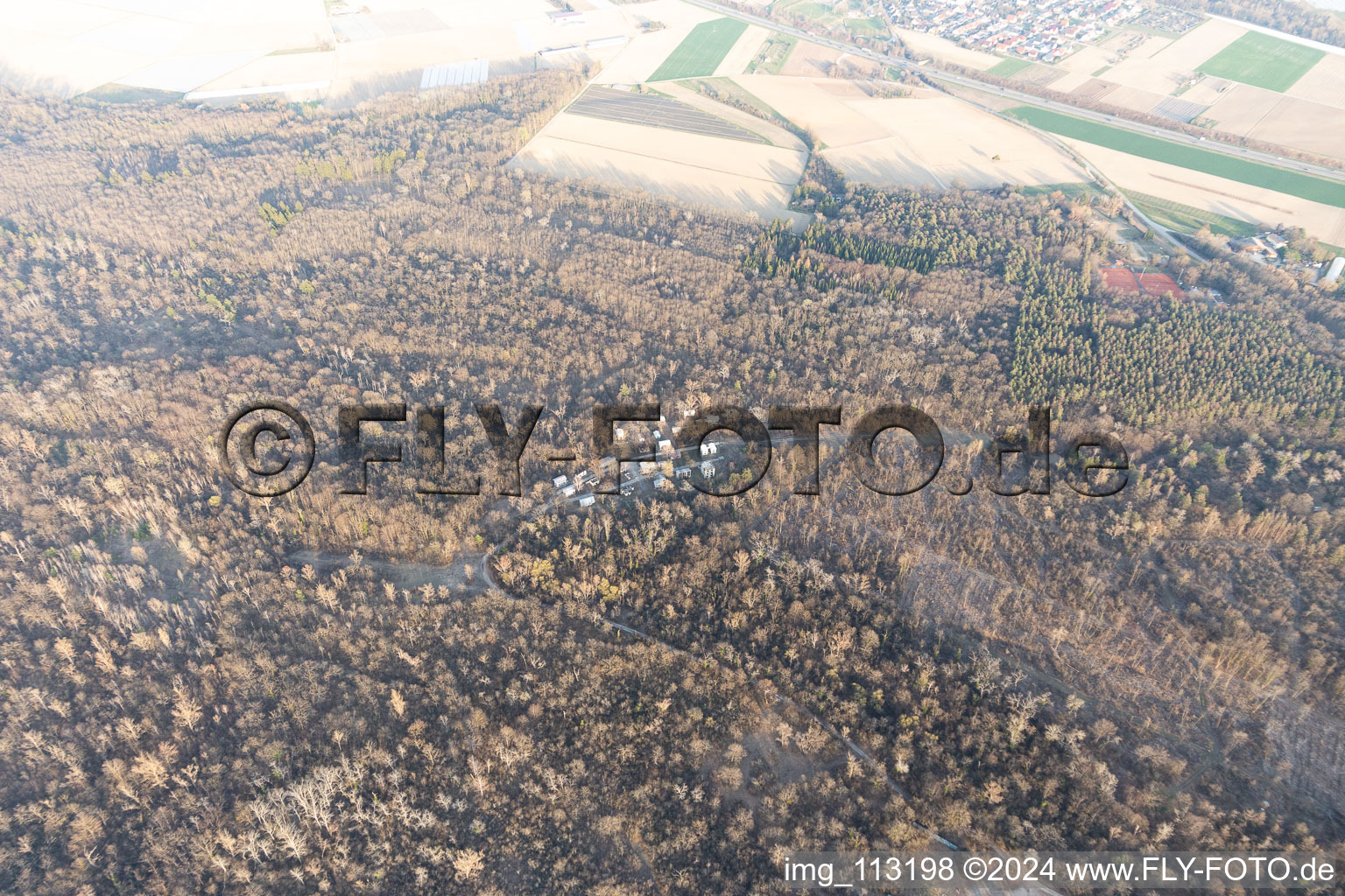 Vue aérienne de Règlement d'entraînement militaire à Hartheim am Rhein dans le département Bade-Wurtemberg, Allemagne