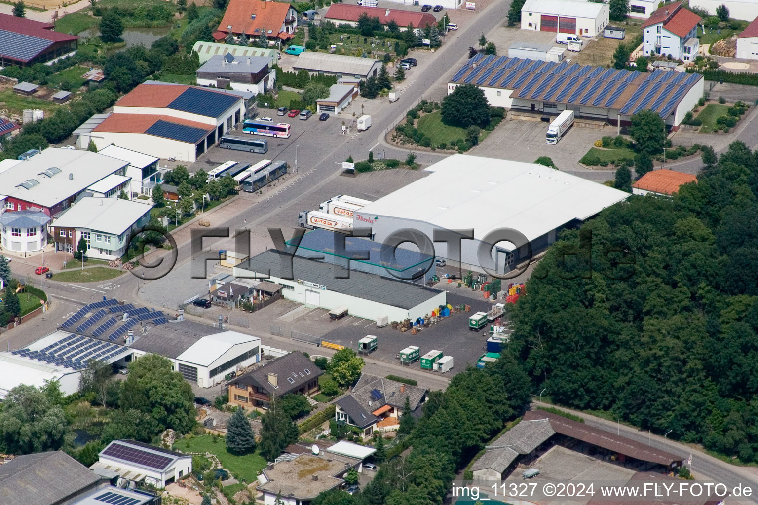 Vue aérienne de Zone industrielle O, Am Gäxwald à le quartier Herxheim in Herxheim bei Landau dans le département Rhénanie-Palatinat, Allemagne