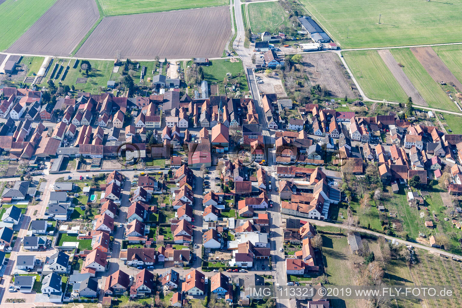 Erlenbach bei Kandel dans le département Rhénanie-Palatinat, Allemagne vue du ciel