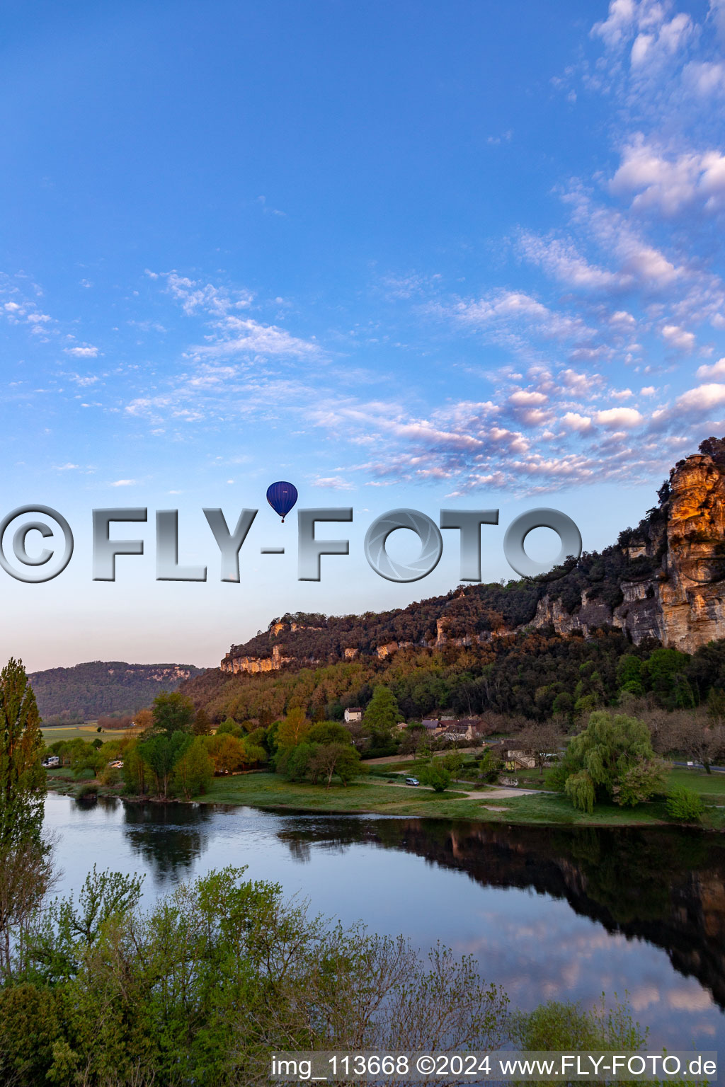 Vue aérienne de Jardins de Marqueyssac à Vézac dans le département Dordogne, France