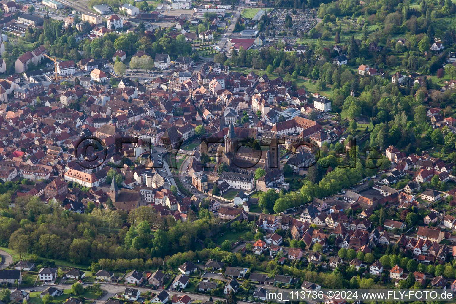 Vue aérienne de Wissembourg dans le département Bas Rhin, France