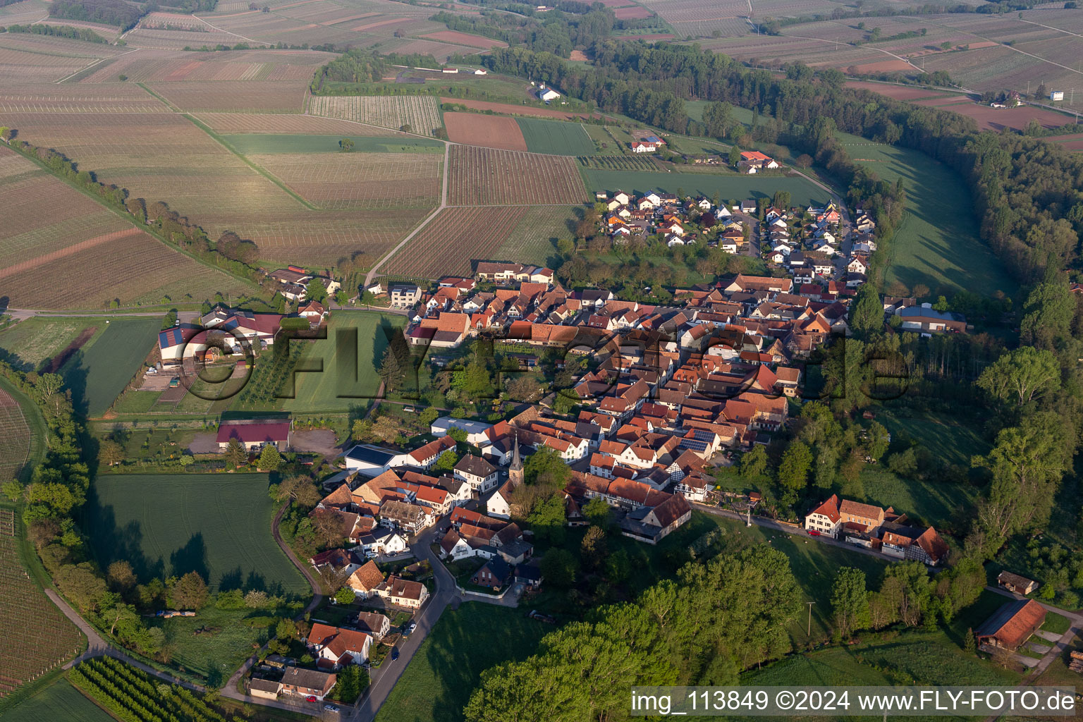 Quartier Klingen in Heuchelheim-Klingen dans le département Rhénanie-Palatinat, Allemagne vue du ciel