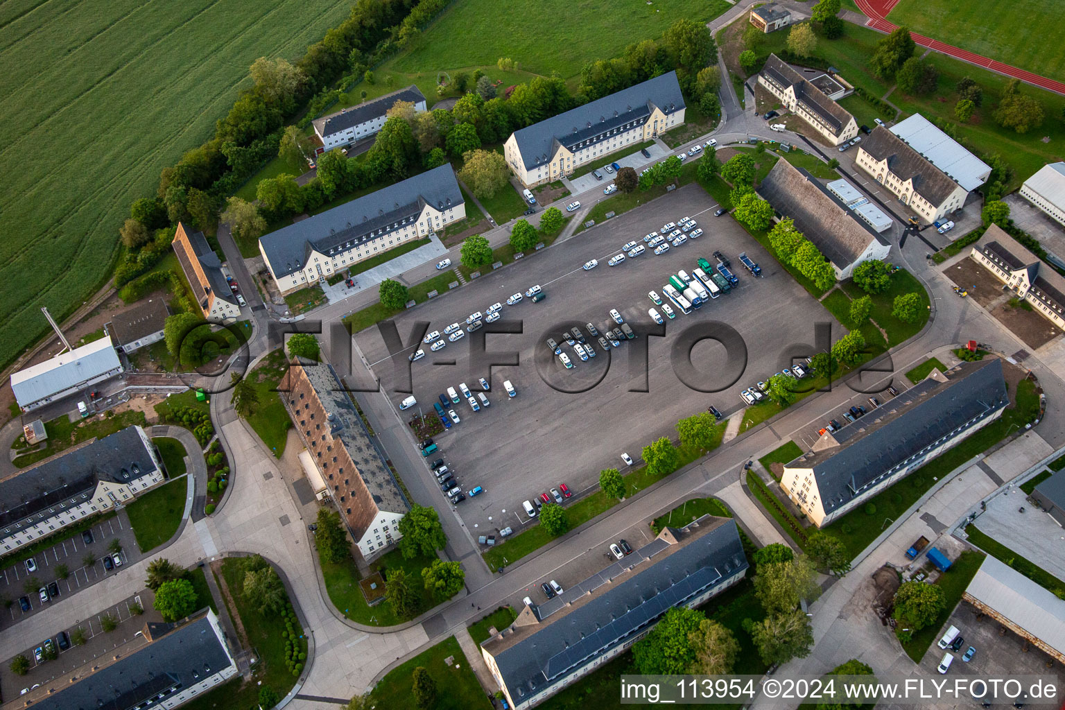 Vue aérienne de Police fédérale à Bad Bergzabern dans le département Rhénanie-Palatinat, Allemagne