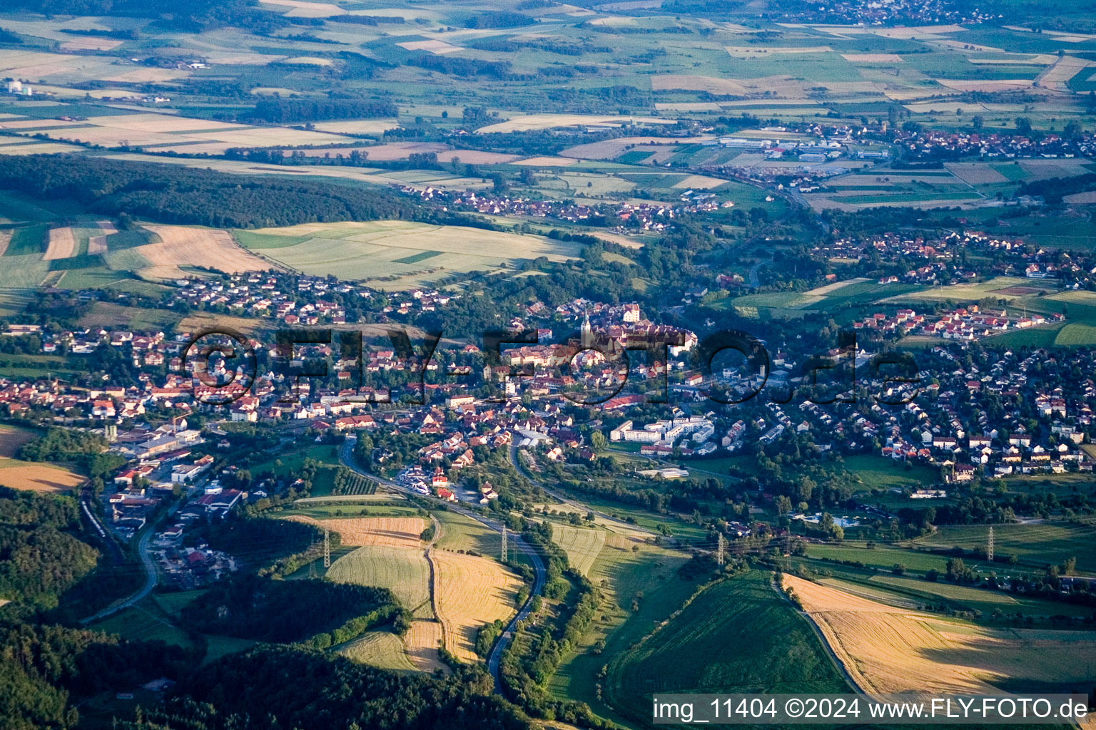 Vue aérienne de Du nord à Engen dans le département Bade-Wurtemberg, Allemagne