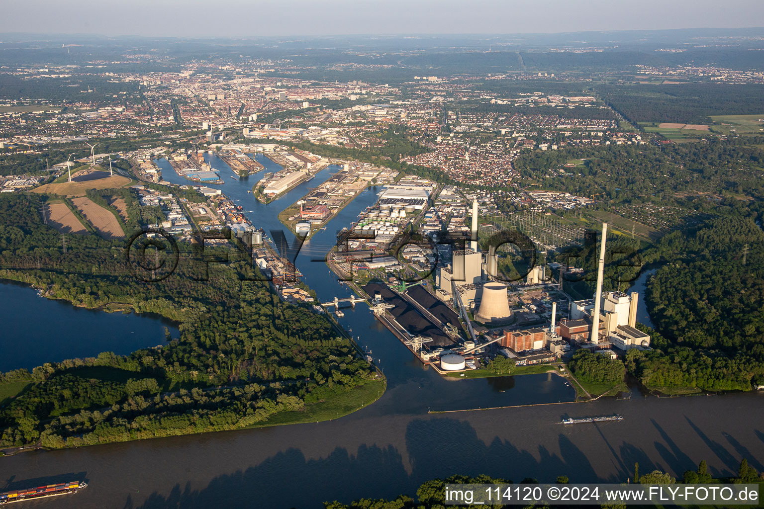 Vue oblique de Quartier Rheinhafen in Karlsruhe dans le département Bade-Wurtemberg, Allemagne