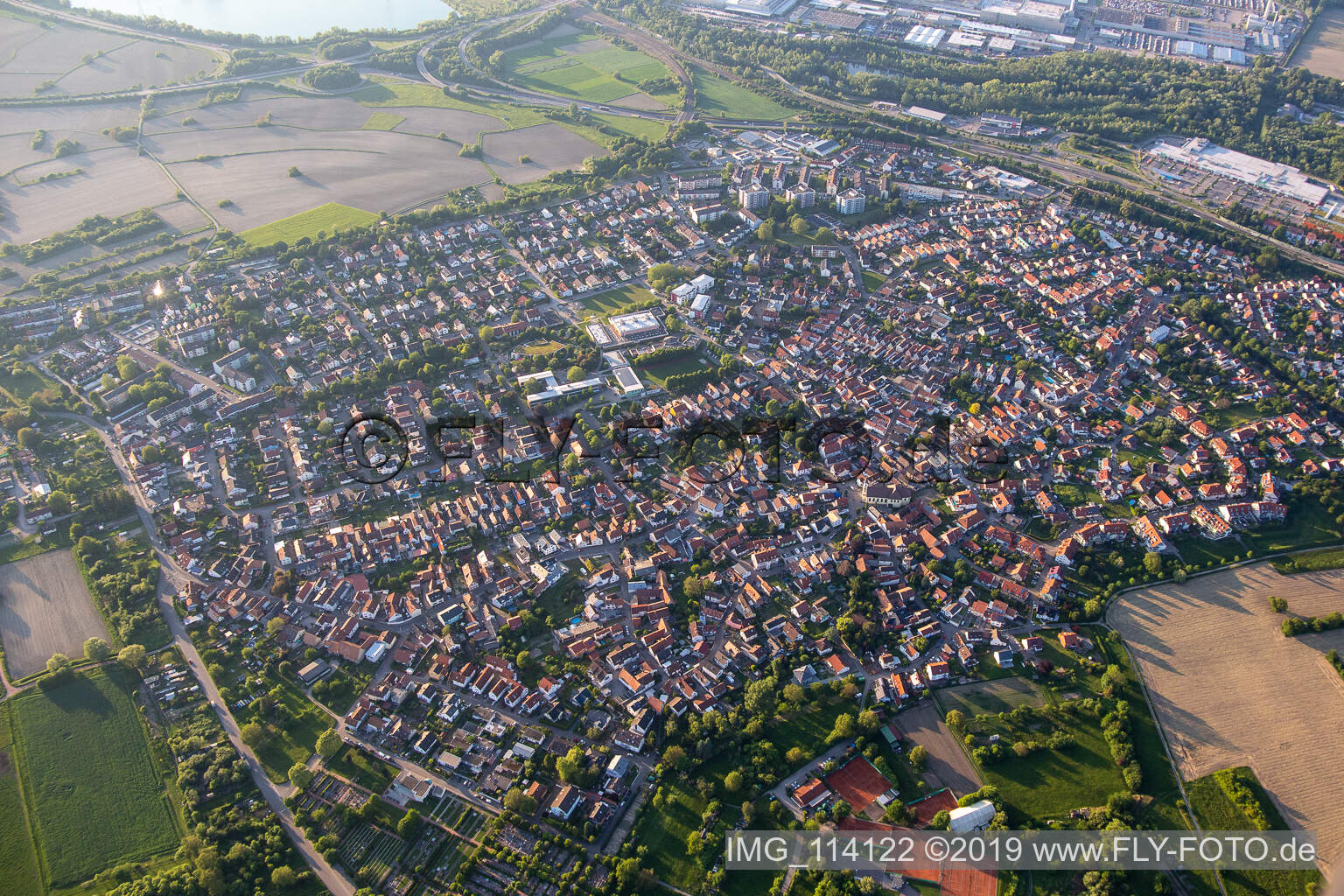 Image drone de Quartier Maximiliansau in Wörth am Rhein dans le département Rhénanie-Palatinat, Allemagne