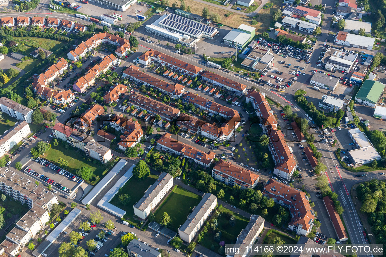 Vue aérienne de Horstring, Berliner Straße à Landau in der Pfalz dans le département Rhénanie-Palatinat, Allemagne