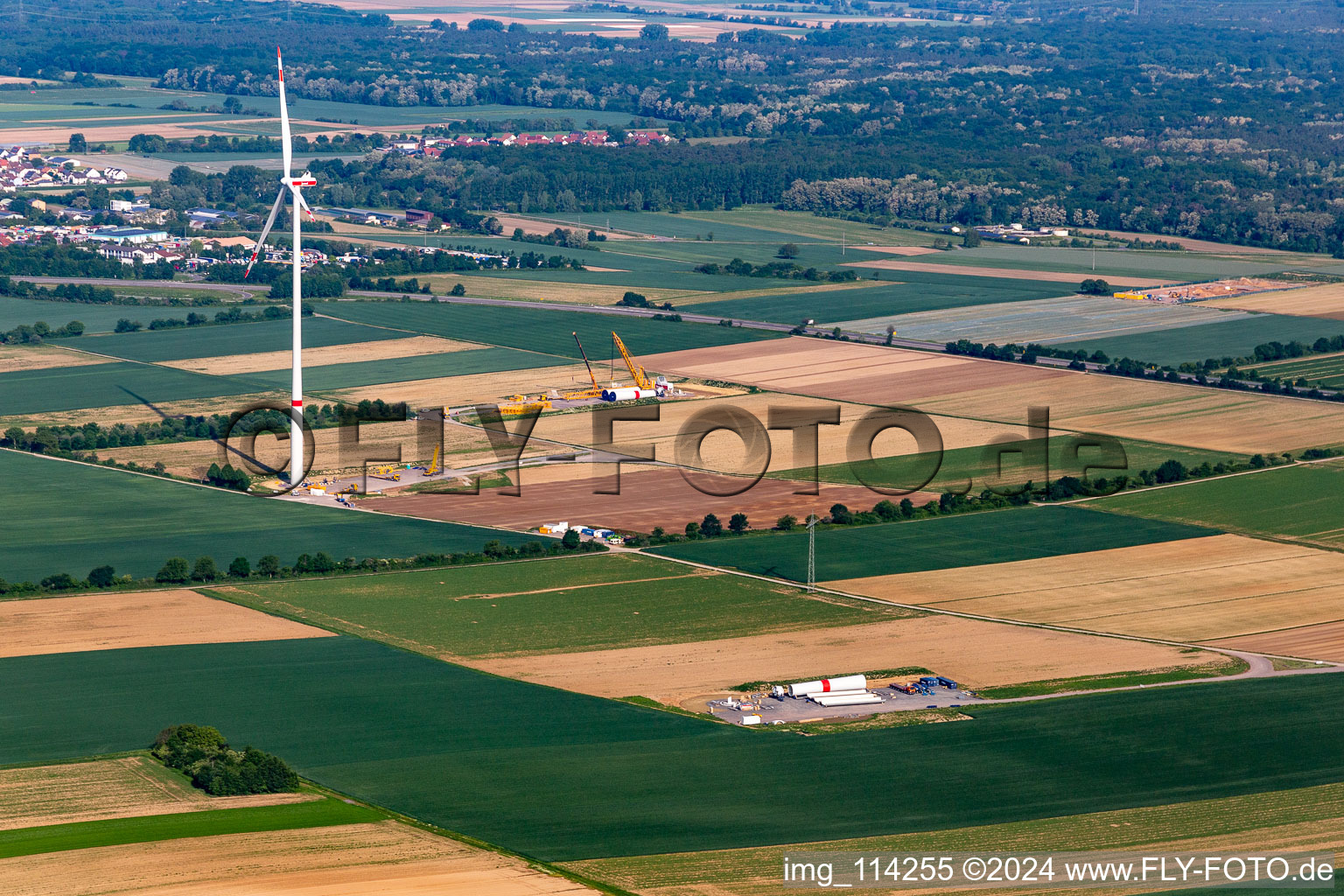 Vue aérienne de Chantier WKA à Schwegenheim dans le département Rhénanie-Palatinat, Allemagne