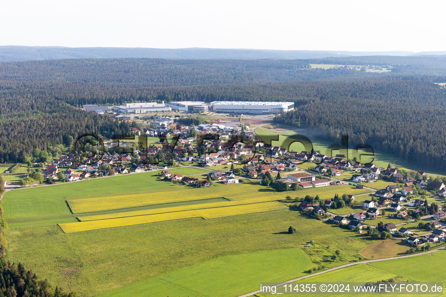 Photographie aérienne de Simmersfeld dans le département Bade-Wurtemberg, Allemagne