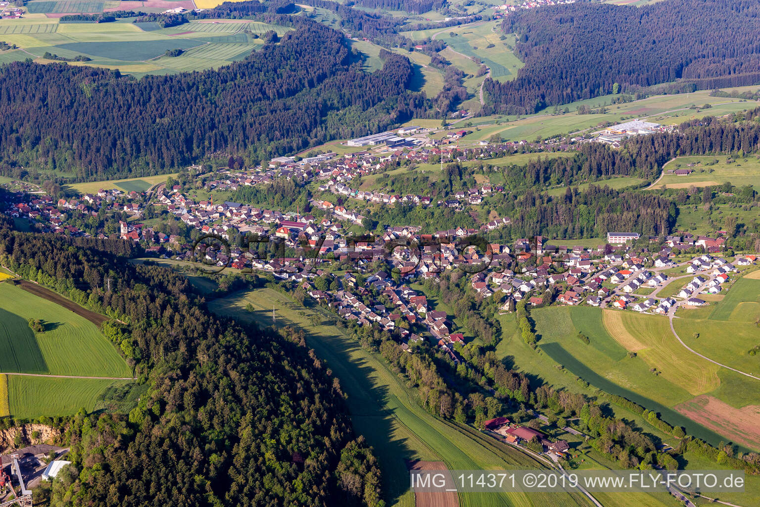 Vue aérienne de Glatten dans le département Bade-Wurtemberg, Allemagne