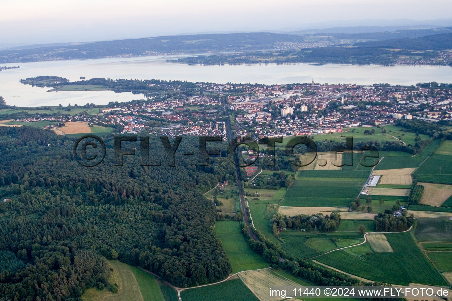 Radolfzell à Radolfzell am Bodensee dans le département Bade-Wurtemberg, Allemagne depuis l'avion