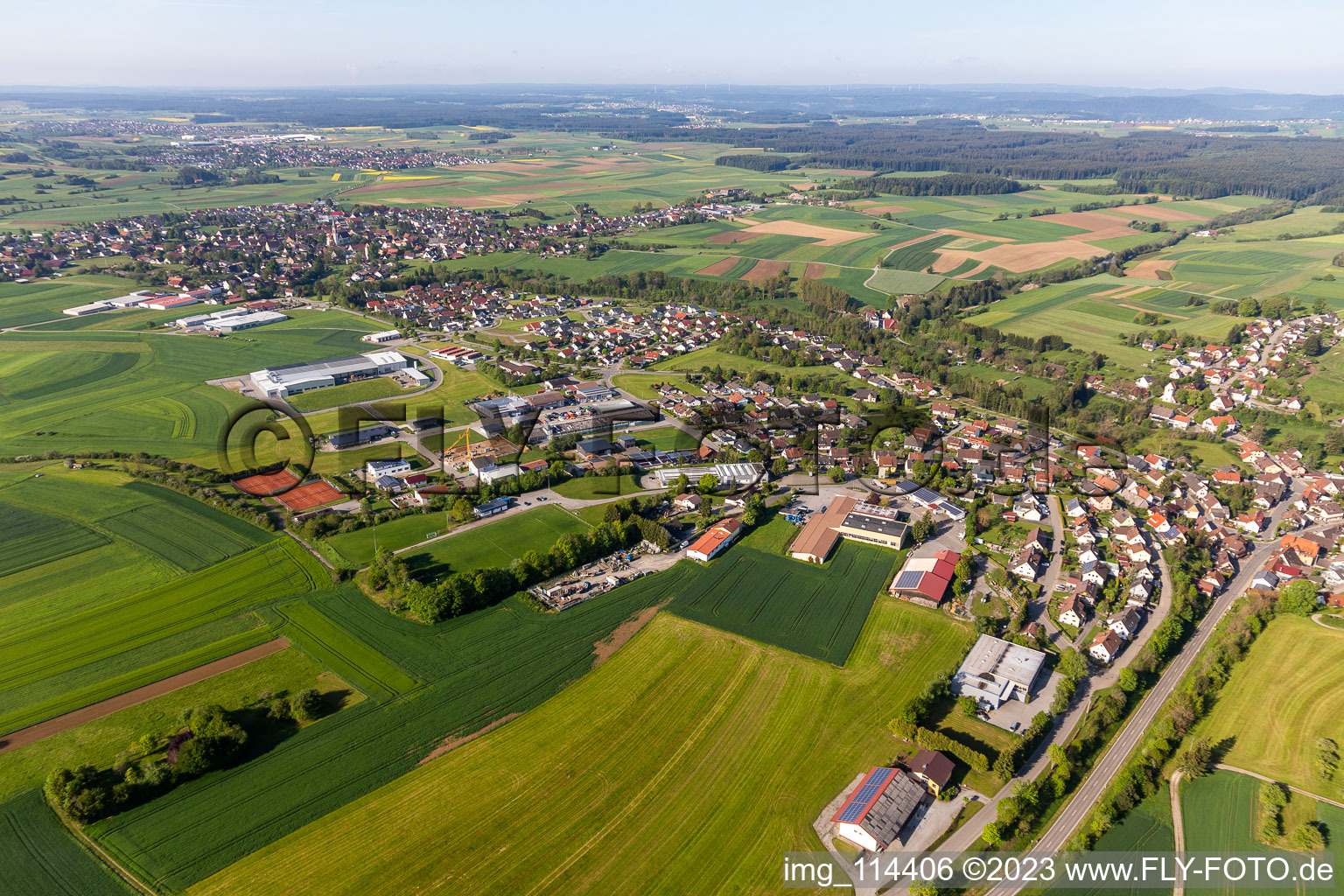 Vue aérienne de Quartier Fluorn in Fluorn-Winzeln dans le département Bade-Wurtemberg, Allemagne