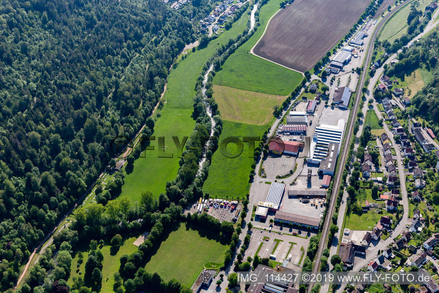 Vue aérienne de Oberndorf am Neckar dans le département Bade-Wurtemberg, Allemagne