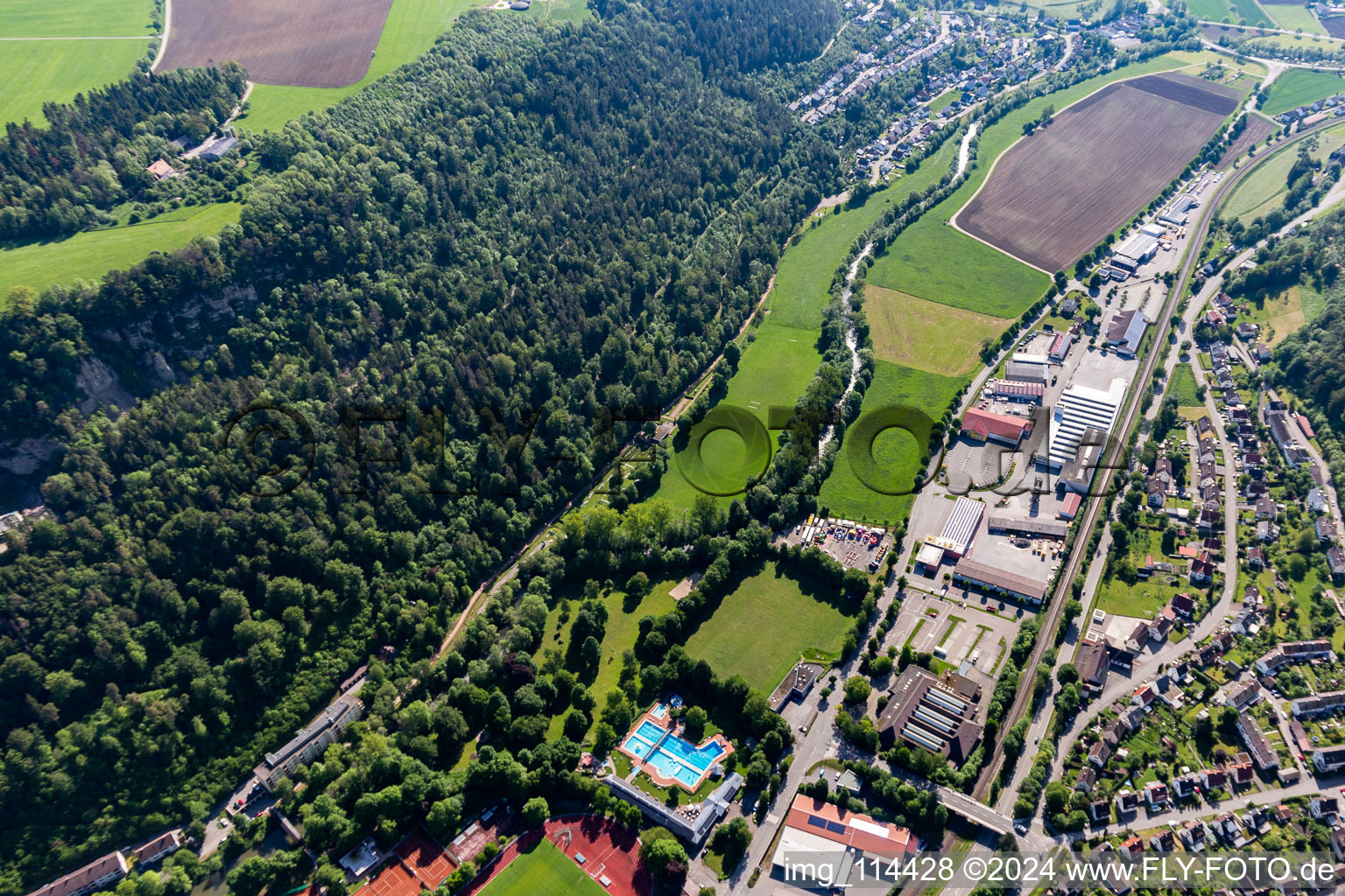 Photographie aérienne de Oberndorf am Neckar dans le département Bade-Wurtemberg, Allemagne