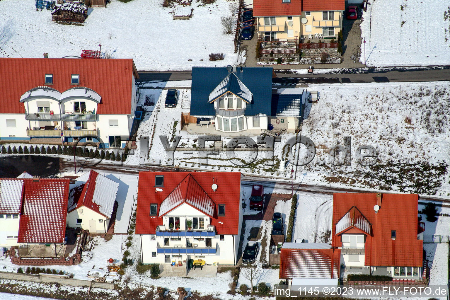 Vue aérienne de Dans la neige à Freckenfeld dans le département Rhénanie-Palatinat, Allemagne