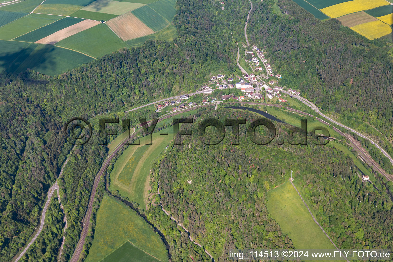 Vue aérienne de Quartier Talhausen in Epfendorf dans le département Bade-Wurtemberg, Allemagne