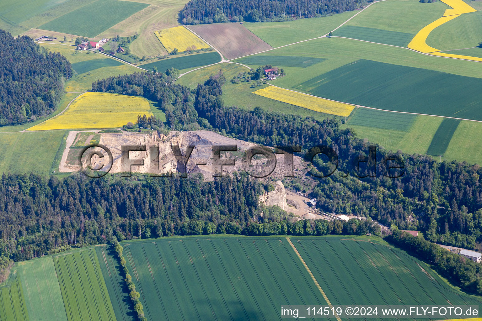 Vue aérienne de Carrière à Epfendorf dans le département Bade-Wurtemberg, Allemagne