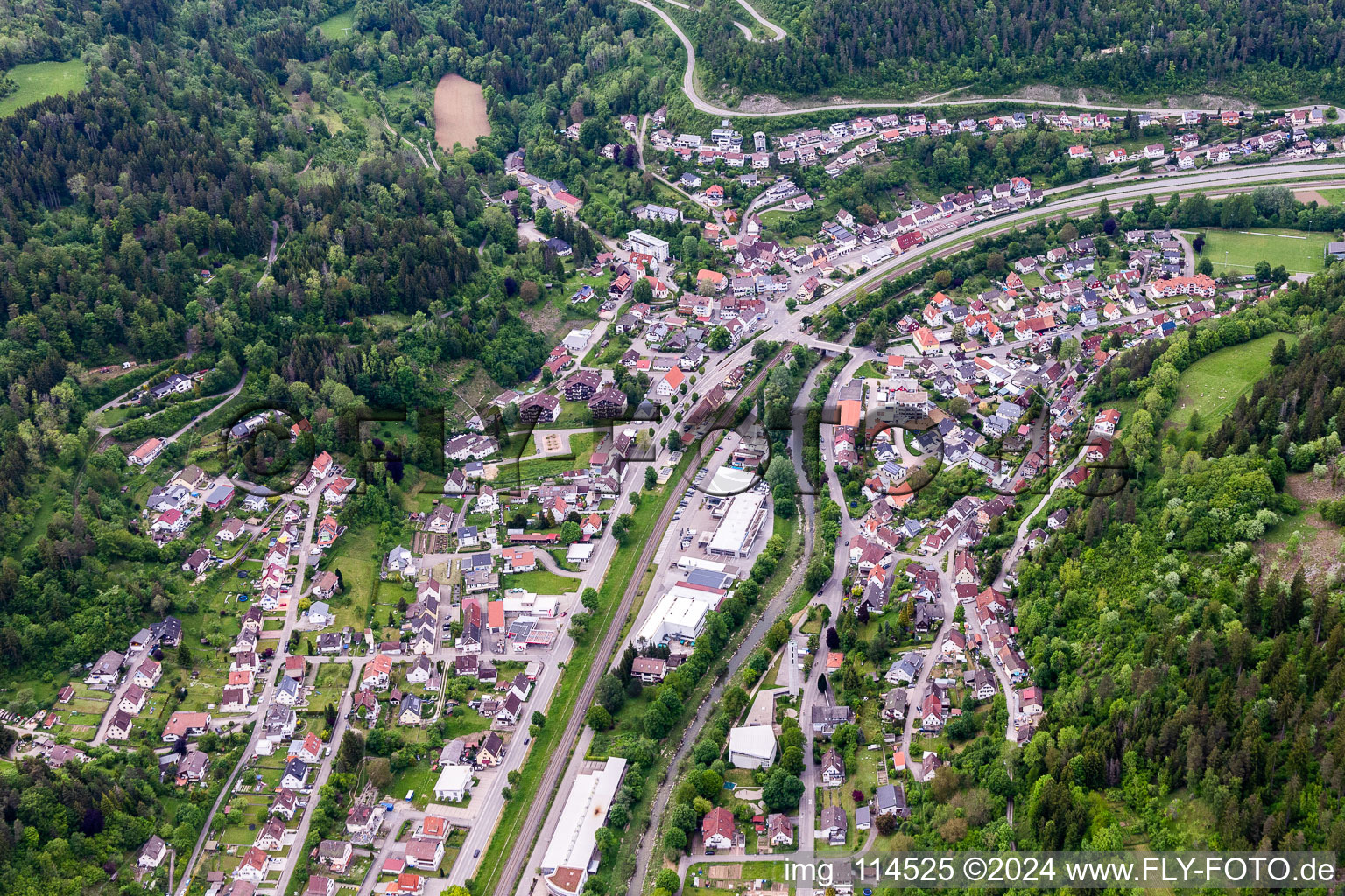 Vue aérienne de Quartier Aistaig in Oberndorf am Neckar dans le département Bade-Wurtemberg, Allemagne