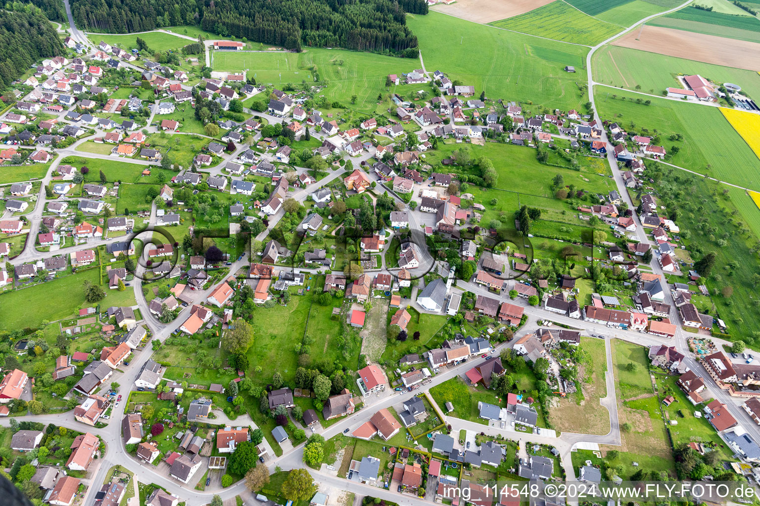 Vue aérienne de Dornhan dans le département Bade-Wurtemberg, Allemagne