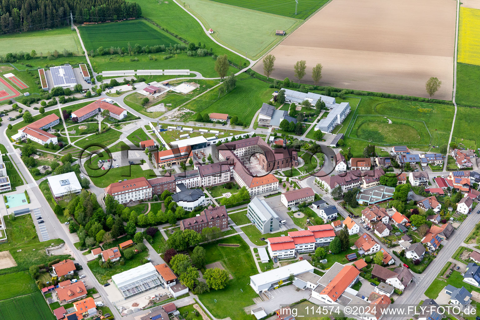 Vue oblique de Fondation Saint-François Heiligenbronn à le quartier Heiligenbronn in Schramberg dans le département Bade-Wurtemberg, Allemagne