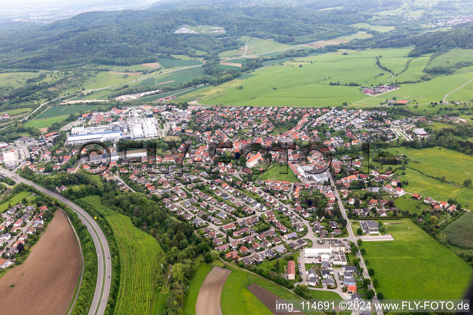 Vue aérienne de Hechingen dans le département Bade-Wurtemberg, Allemagne