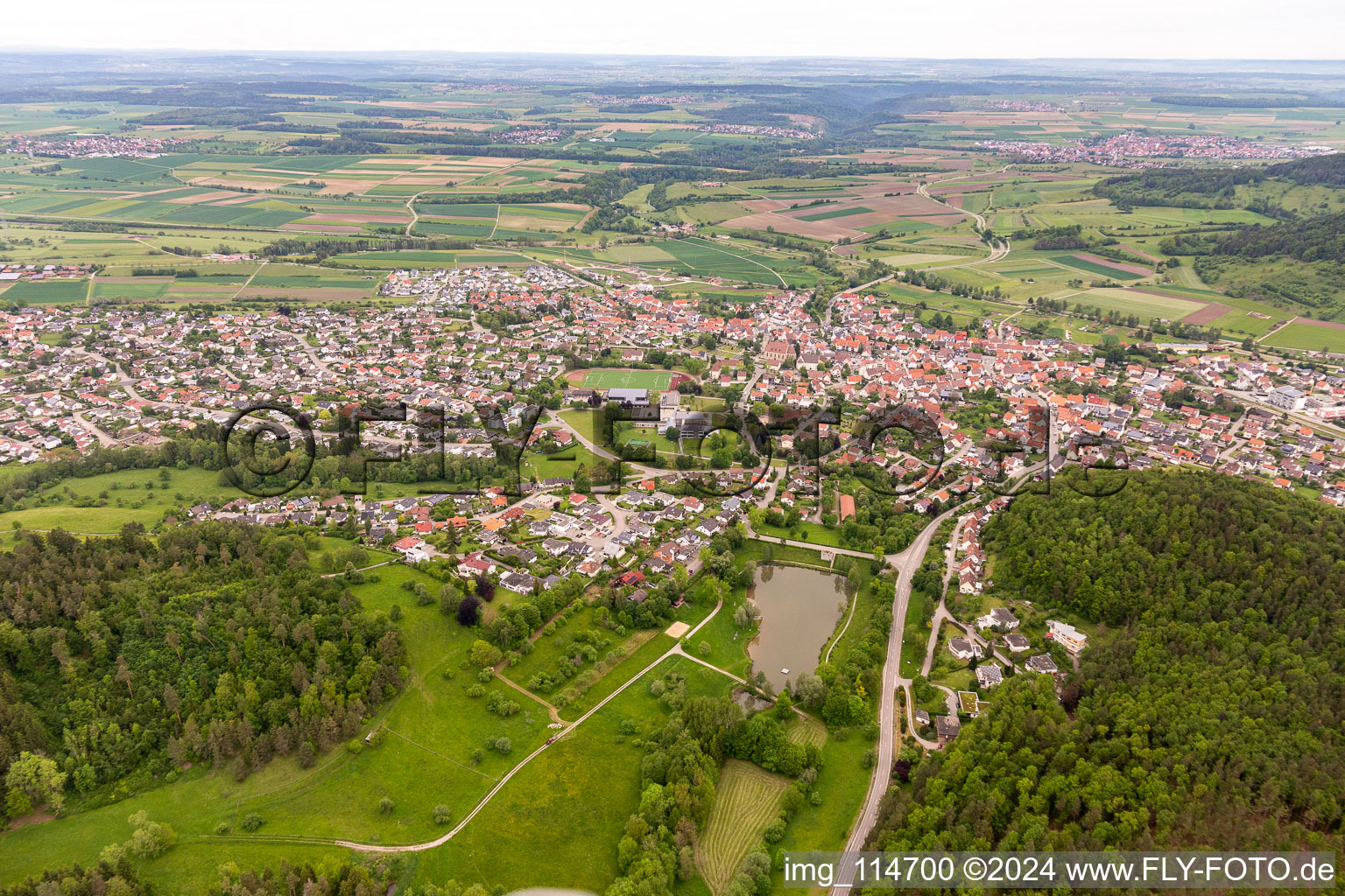 Vue aérienne de Rangendingen dans le département Bade-Wurtemberg, Allemagne