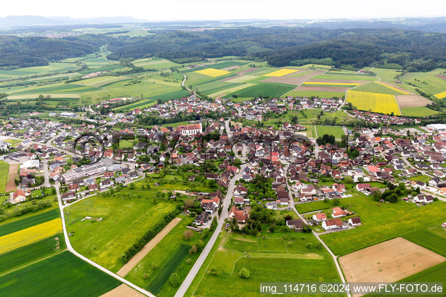 Vue aérienne de Quartier Gruol in Haigerloch dans le département Bade-Wurtemberg, Allemagne