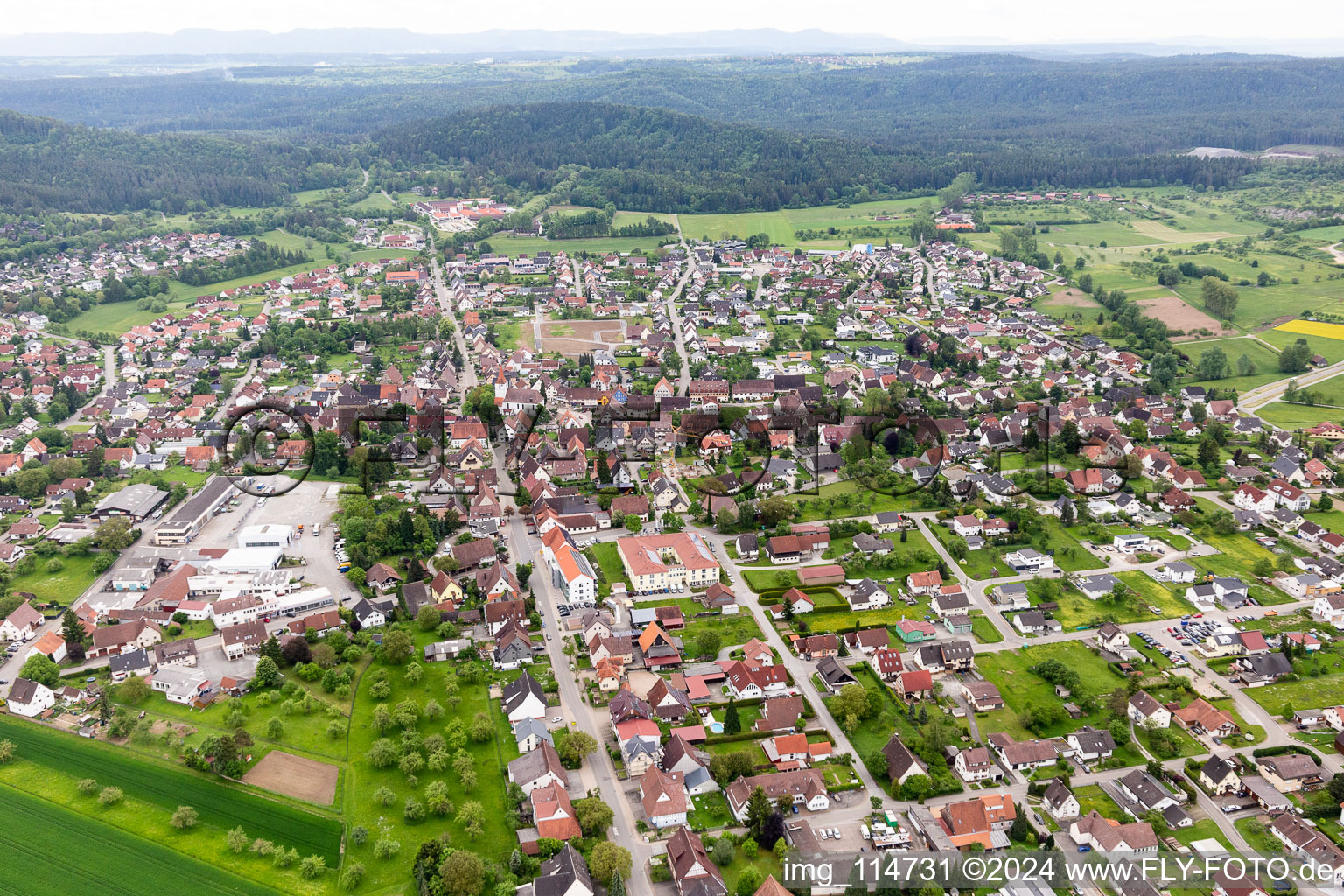 Vue aérienne de Vöhringen dans le département Bade-Wurtemberg, Allemagne