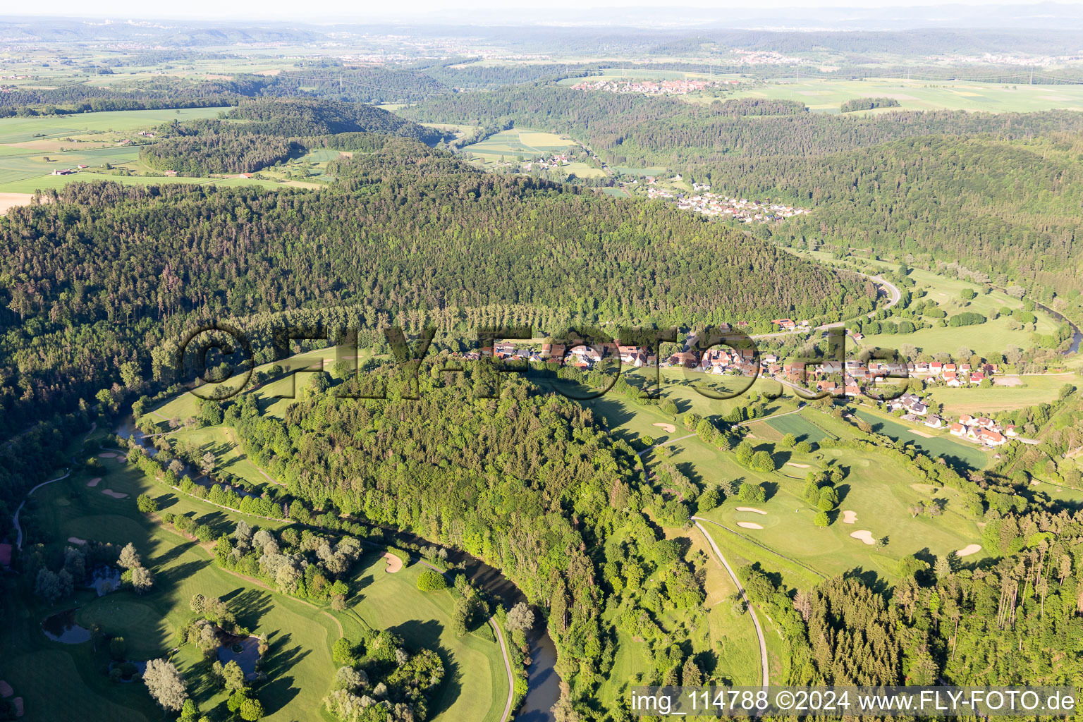 Vue aérienne de Hôtel Château de Weitenburg à le quartier Börstingen in Starzach dans le département Bade-Wurtemberg, Allemagne