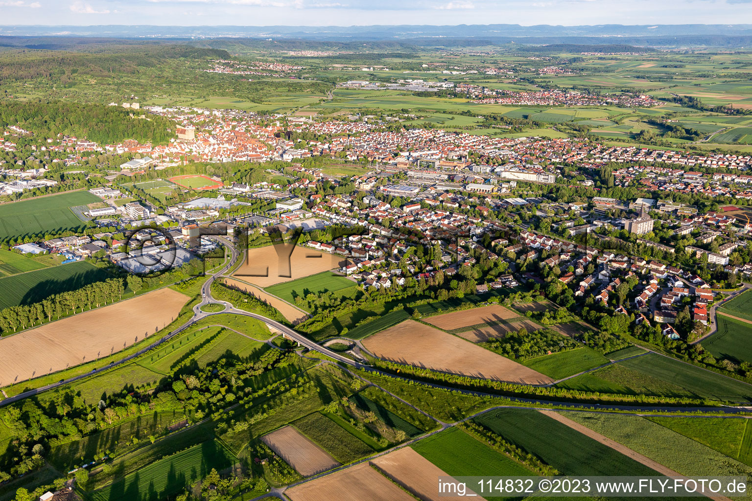 Vue aérienne de Paysage urbain global à Herrenberg dans le département Bade-Wurtemberg, Allemagne