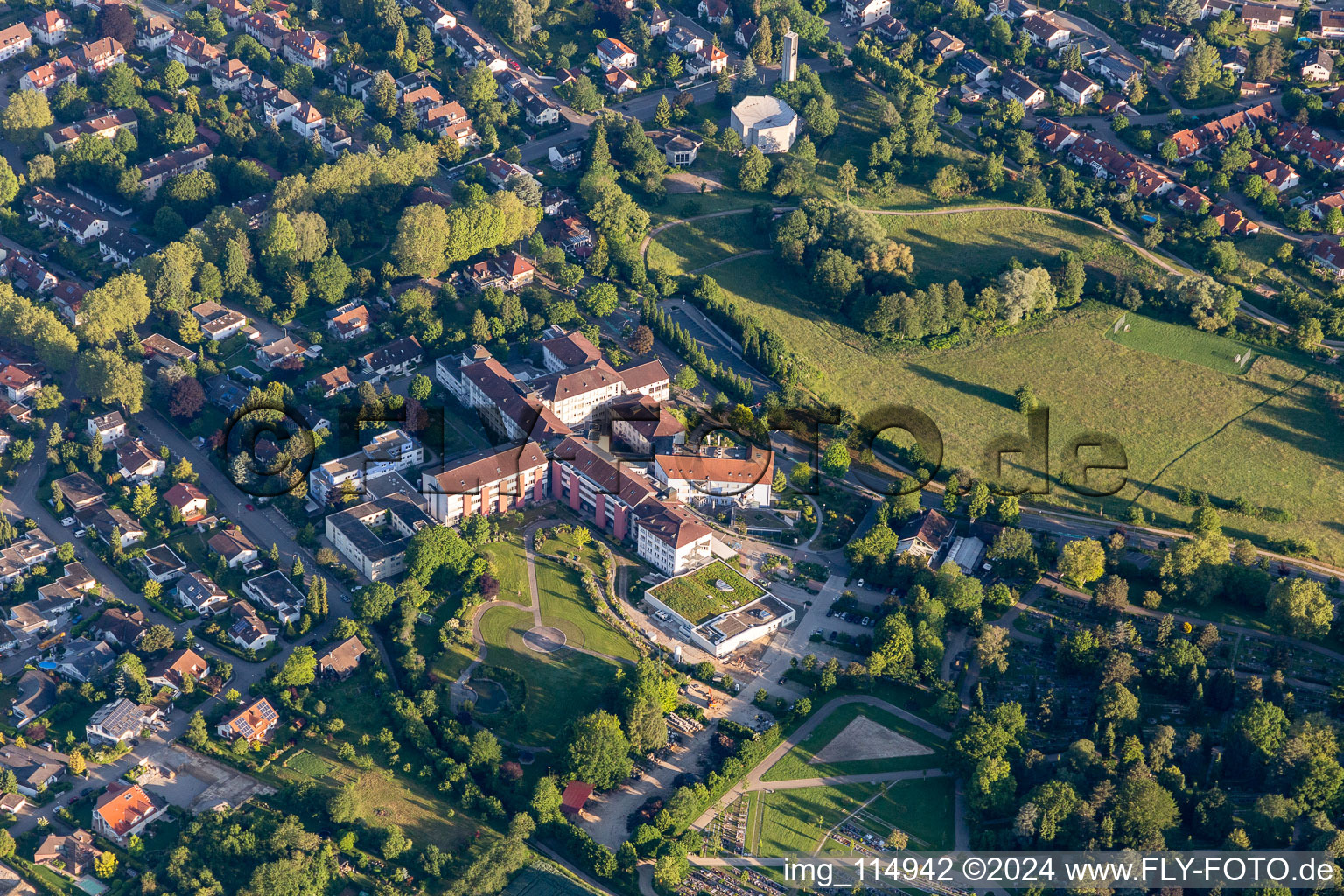 Vue aérienne de Terrain de la clinique de l'hôpital Ortenau Klinikum Offenburg-Kehl, site St. Josefsklinik à Offenburg dans le département Bade-Wurtemberg, Allemagne