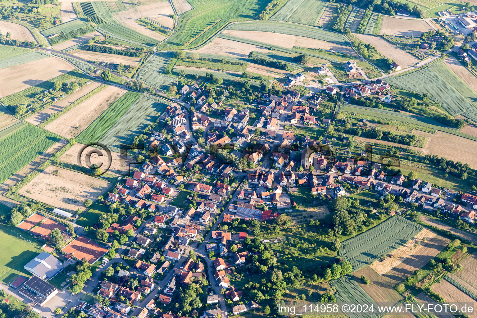 Vue aérienne de Quartier Bohlsbach in Offenburg dans le département Bade-Wurtemberg, Allemagne