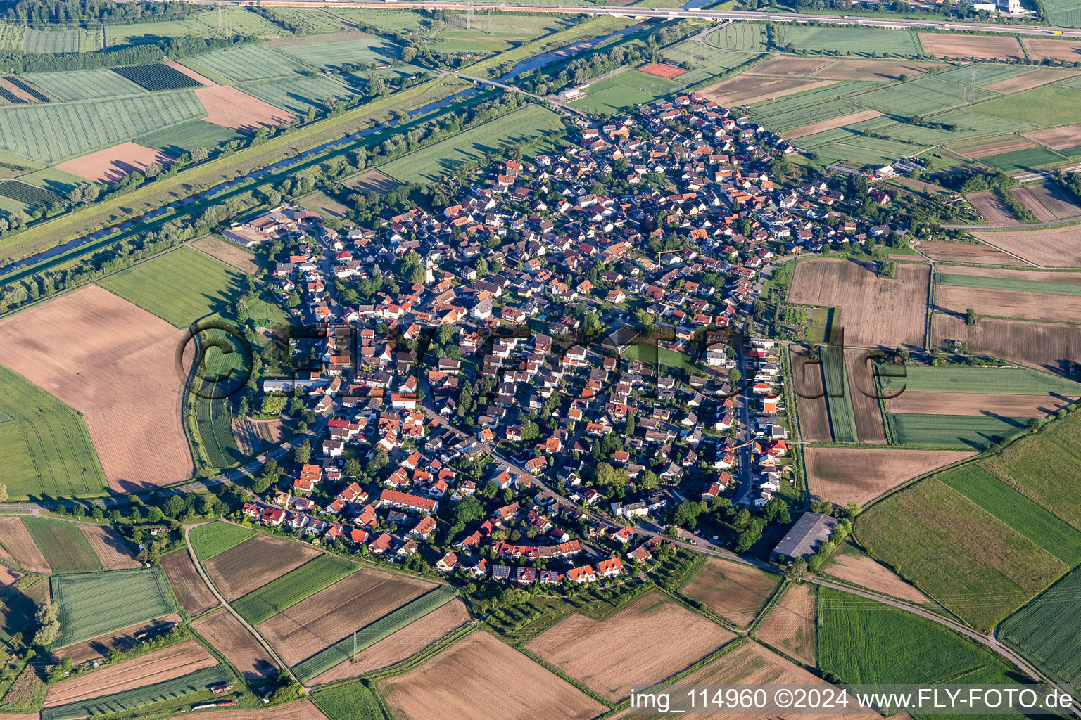 Vue aérienne de Quartier Griesheim in Offenburg dans le département Bade-Wurtemberg, Allemagne