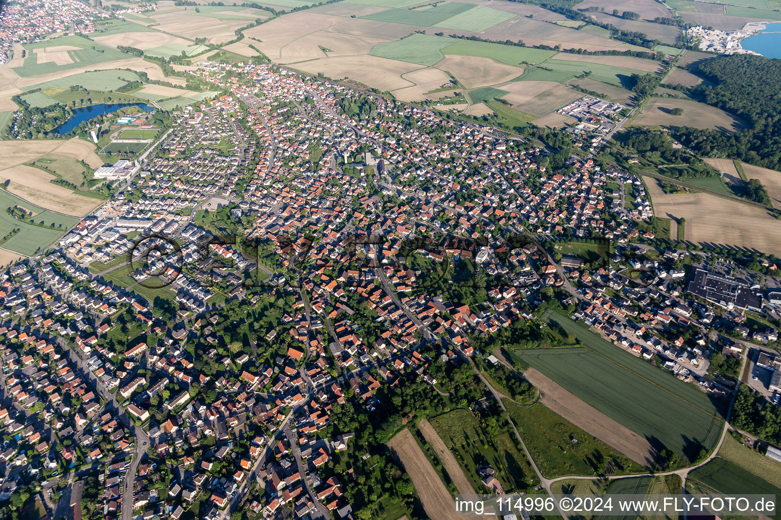 Vue oblique de Gambsheim dans le département Bas Rhin, France