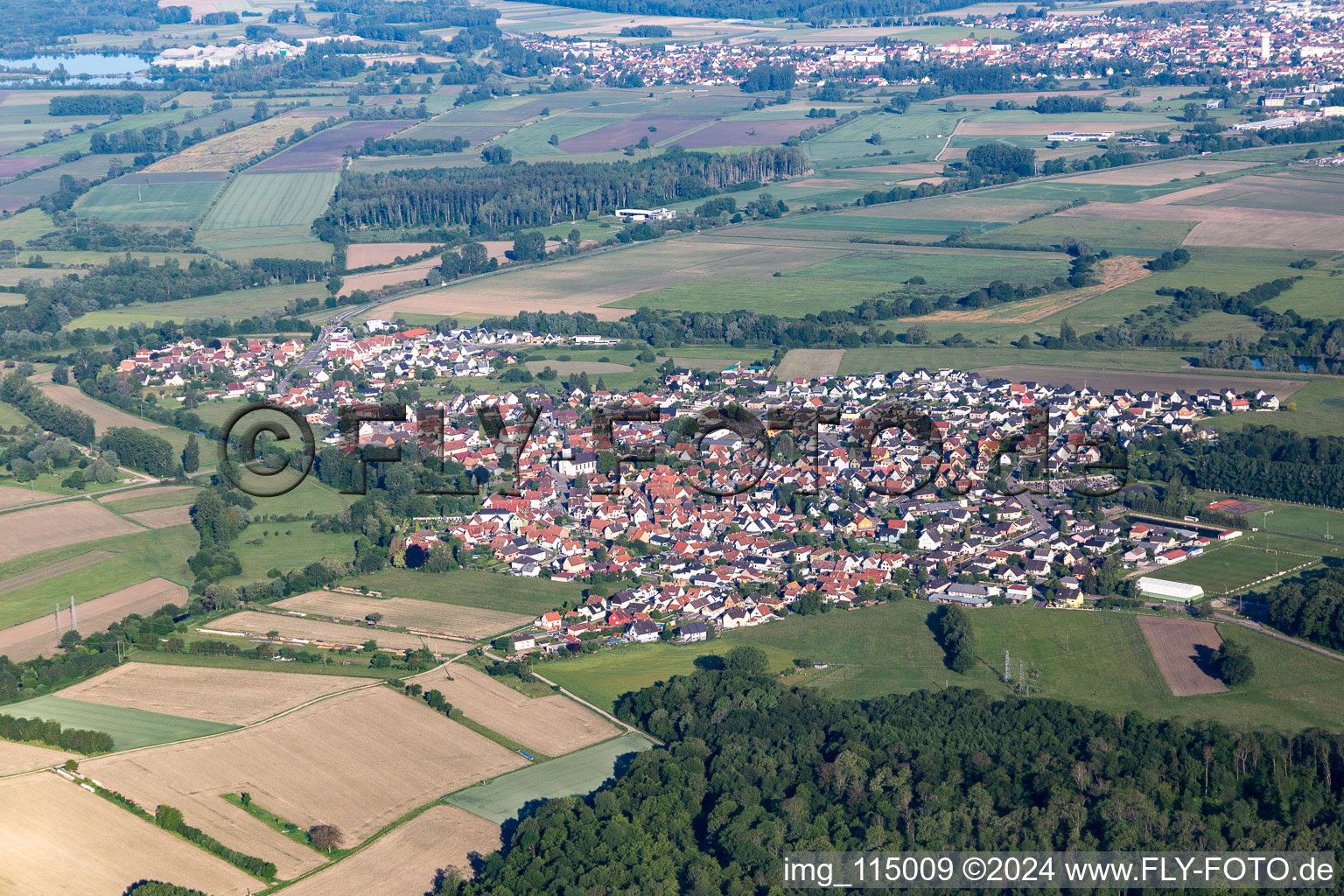 Photographie aérienne de Rohrwiller dans le département Bas Rhin, France