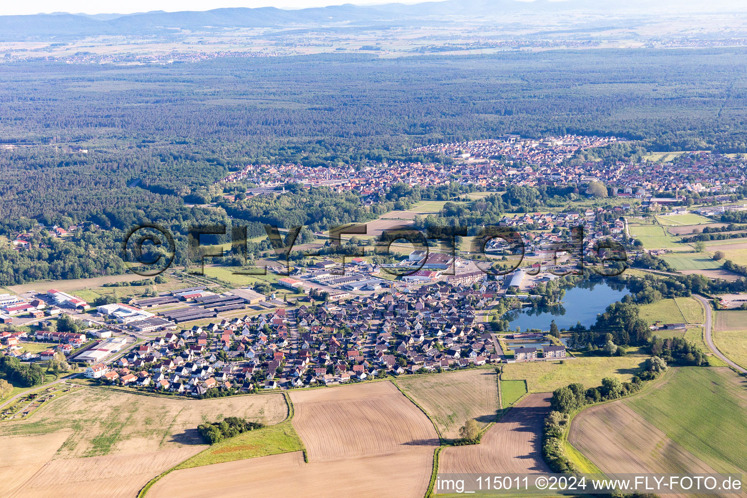 Vue d'oiseau de Soufflenheim dans le département Bas Rhin, France