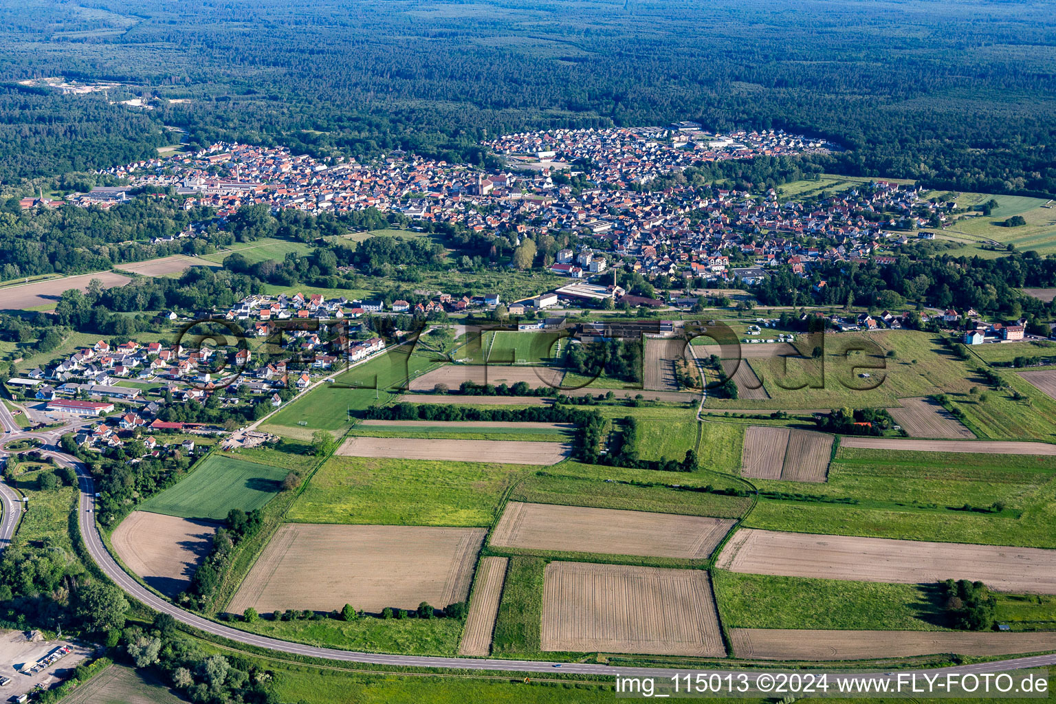 Soufflenheim dans le département Bas Rhin, France vue du ciel