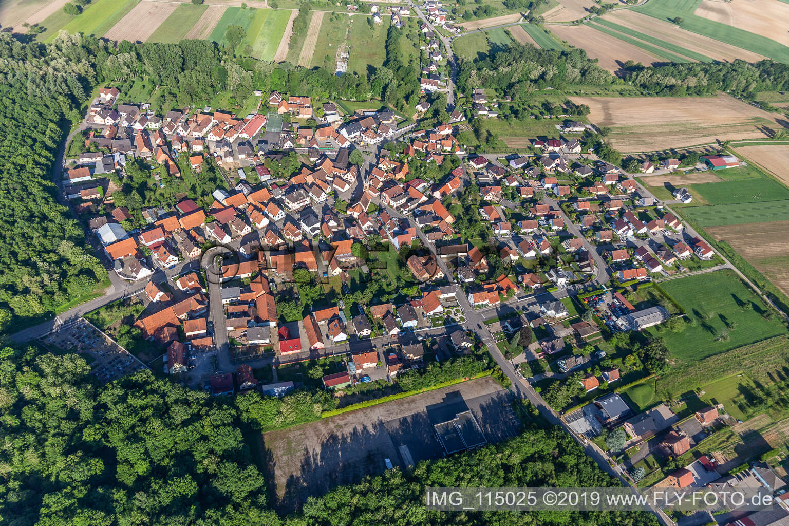 Vue oblique de Schaffhouse-près-Seltz dans le département Bas Rhin, France
