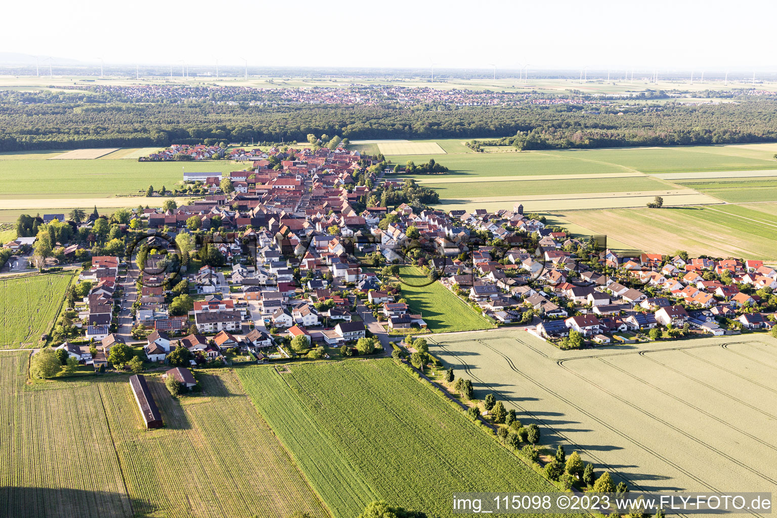 Vue d'oiseau de Quartier Hayna in Herxheim bei Landau dans le département Rhénanie-Palatinat, Allemagne