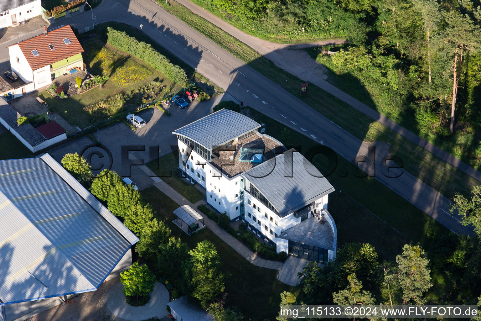 Enregistrement par drone de Rheinzabern dans le département Rhénanie-Palatinat, Allemagne