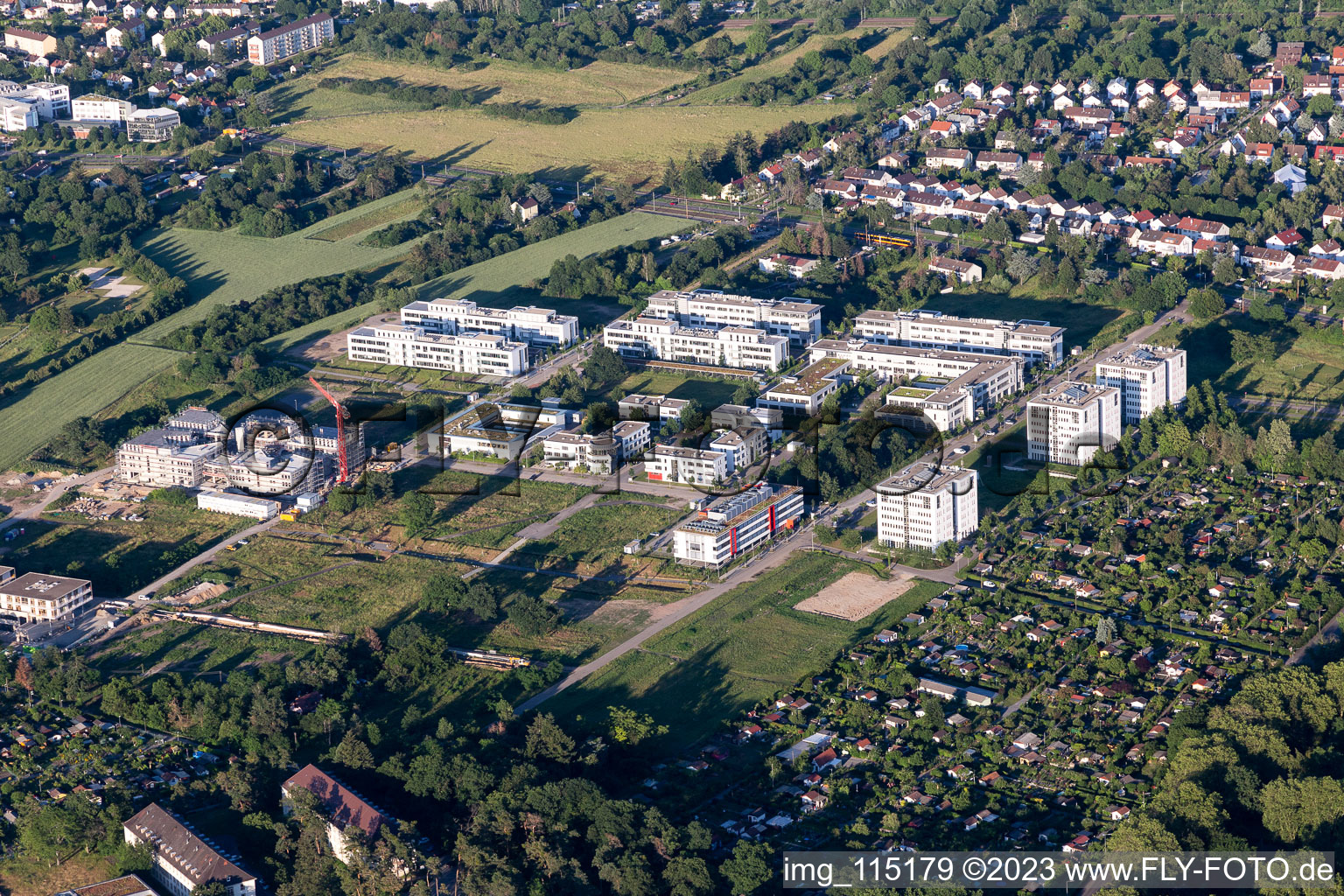 Vue aérienne de Parc technologique à le quartier Rintheim in Karlsruhe dans le département Bade-Wurtemberg, Allemagne