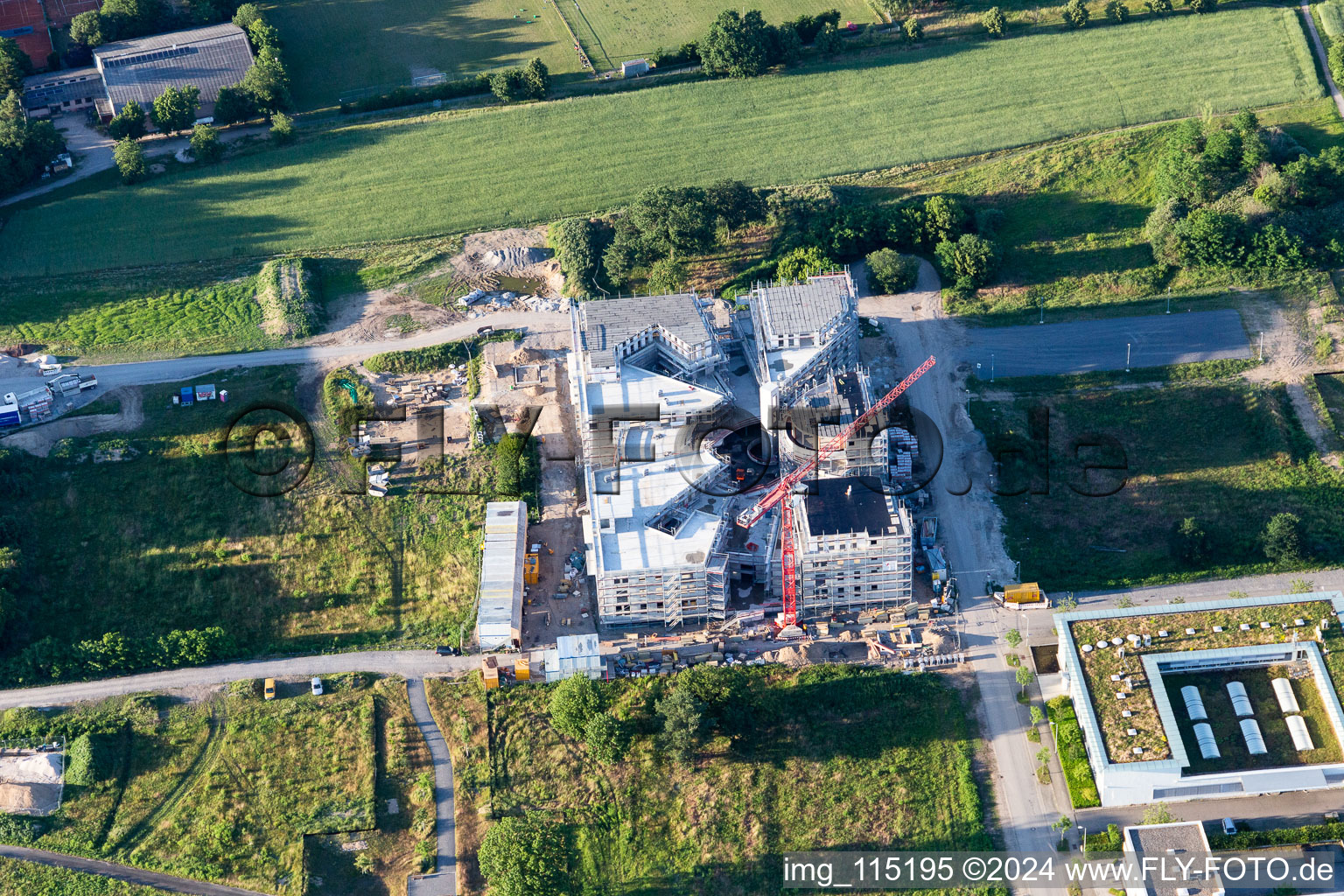 Vue oblique de Chantier du LTC - Linder Technology Campus sur Wilhelm-Schickard-Straße dans le parc technologique Karlsruhe à le quartier Rintheim in Karlsruhe dans le département Bade-Wurtemberg, Allemagne